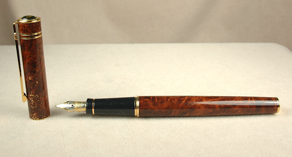 Pre-Owned Pens: 6202: Diplomat: Attaché